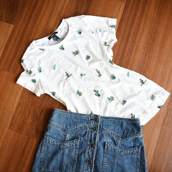 Forever 21 Cactus Print Tshirt - Picture 4 of 7
